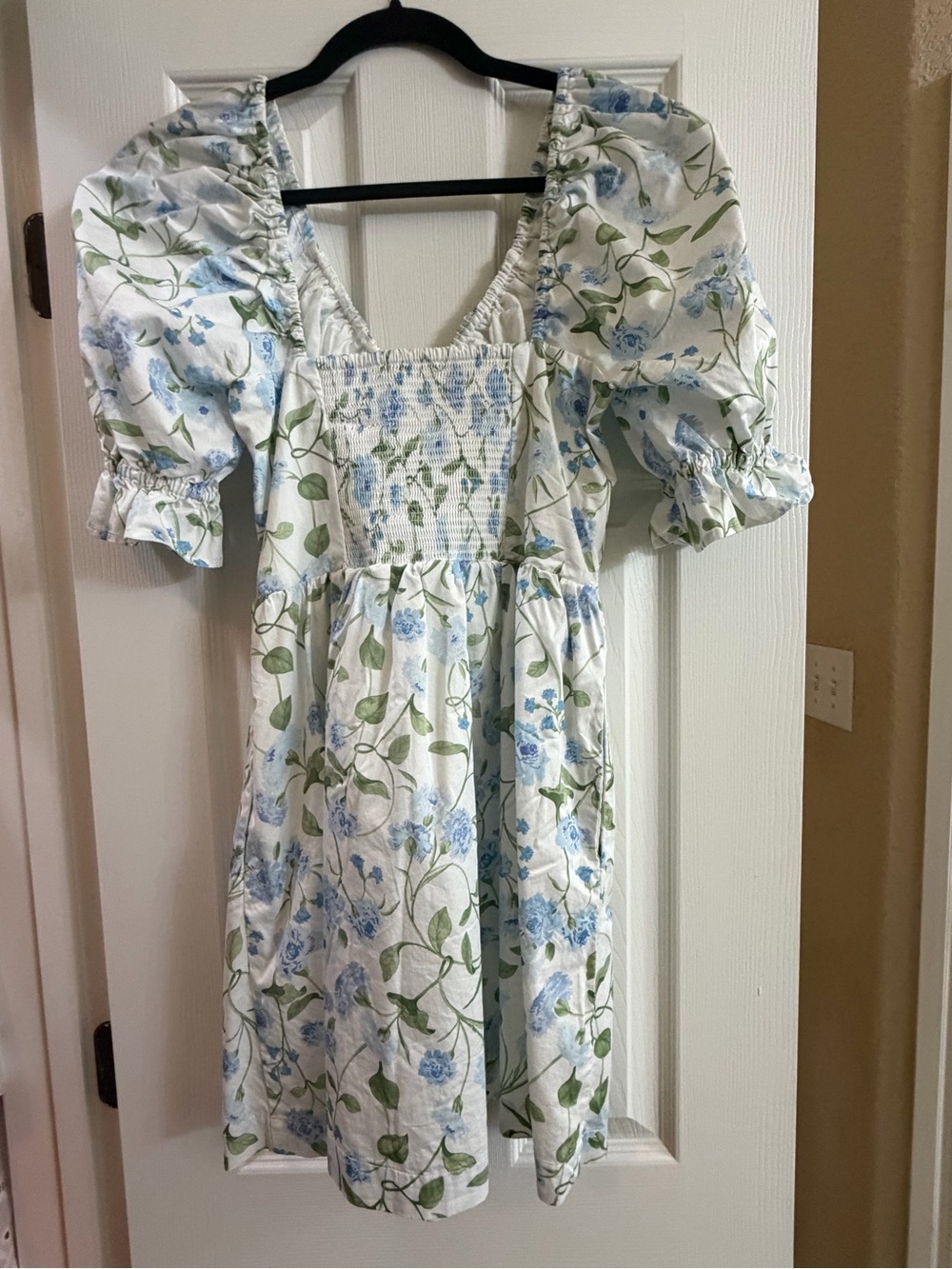 Hill House White Floral Tie-Neck Blouse - Blue & Green Botanical Print - Picture 3 of 3